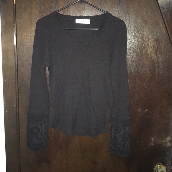 Lace sleeved Henley top - Picture 1 of 2
